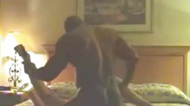 金髪魅力的な十代の吸い二つの男を作り出し、性を持つ 女性 専用 エッチ 動画