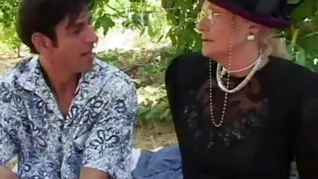 父はメンバーに触れるために娘を与え イケメン 男優 エロ